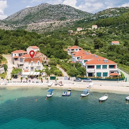 Two-bedroom With Sea View 02 *