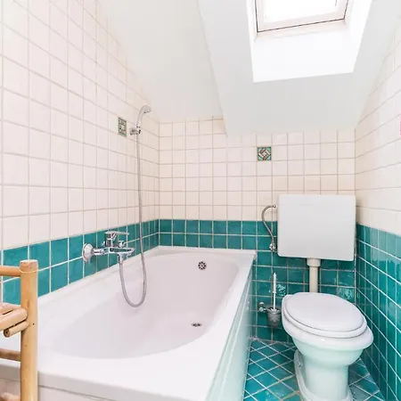 Two-bedroom With Sea View 02 *